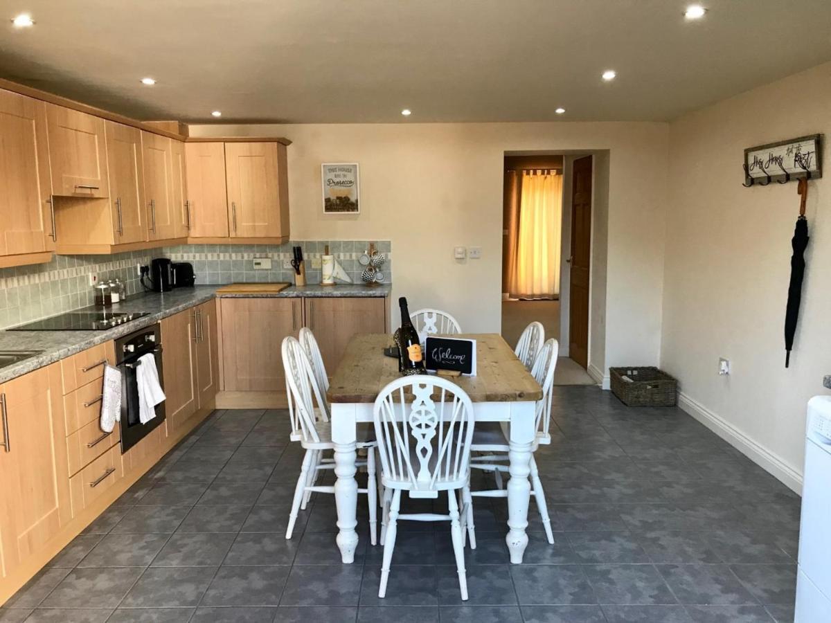 Westwood Barn Holiday Let Brough Sowerby Exteriör bild